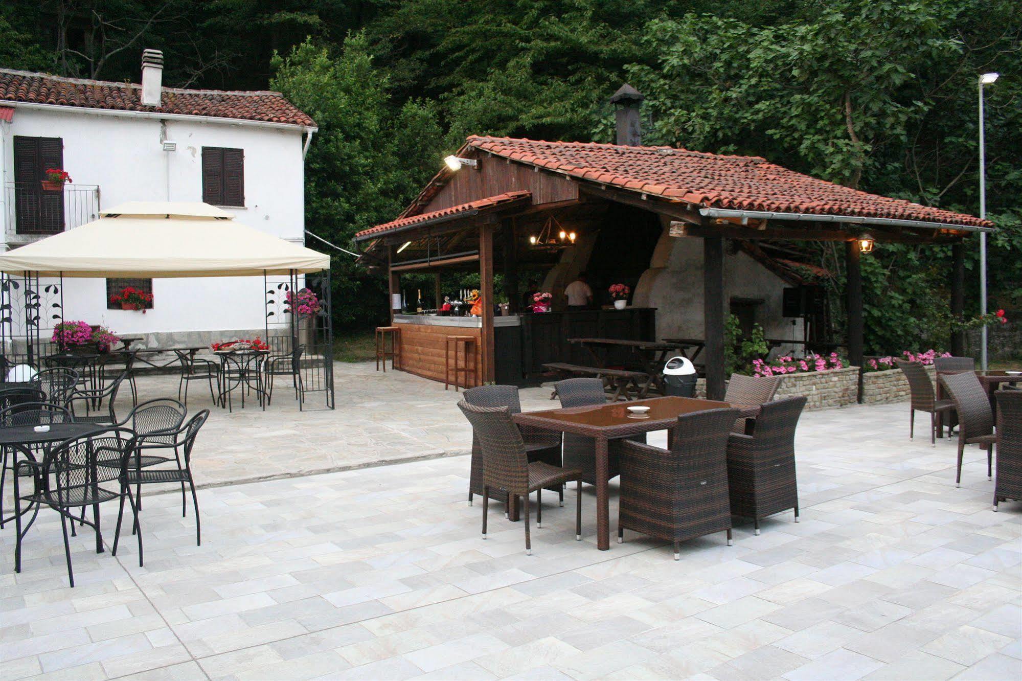 Agriturismo Cascina Del Vai كايرو مونتينوت المظهر الخارجي الصورة