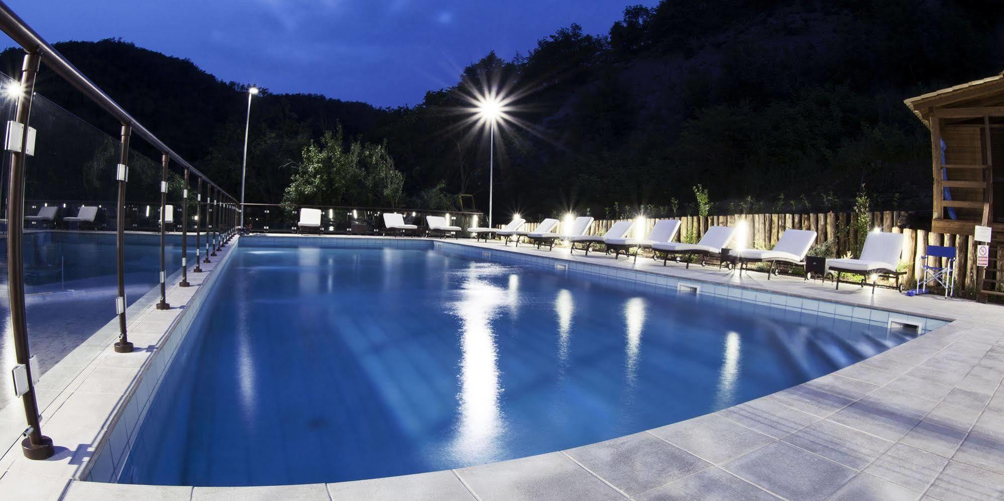 Agriturismo Cascina Del Vai كايرو مونتينوت المظهر الخارجي الصورة